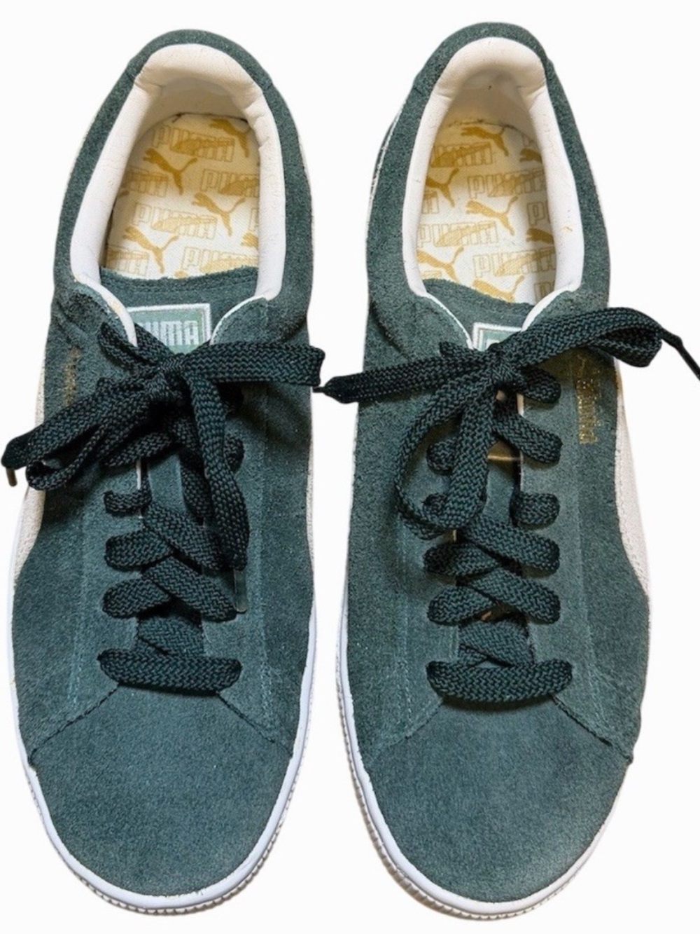Puma Dark Green Suede Low-Top Sneakers with White Accents Men’s 9 women’s 10.5